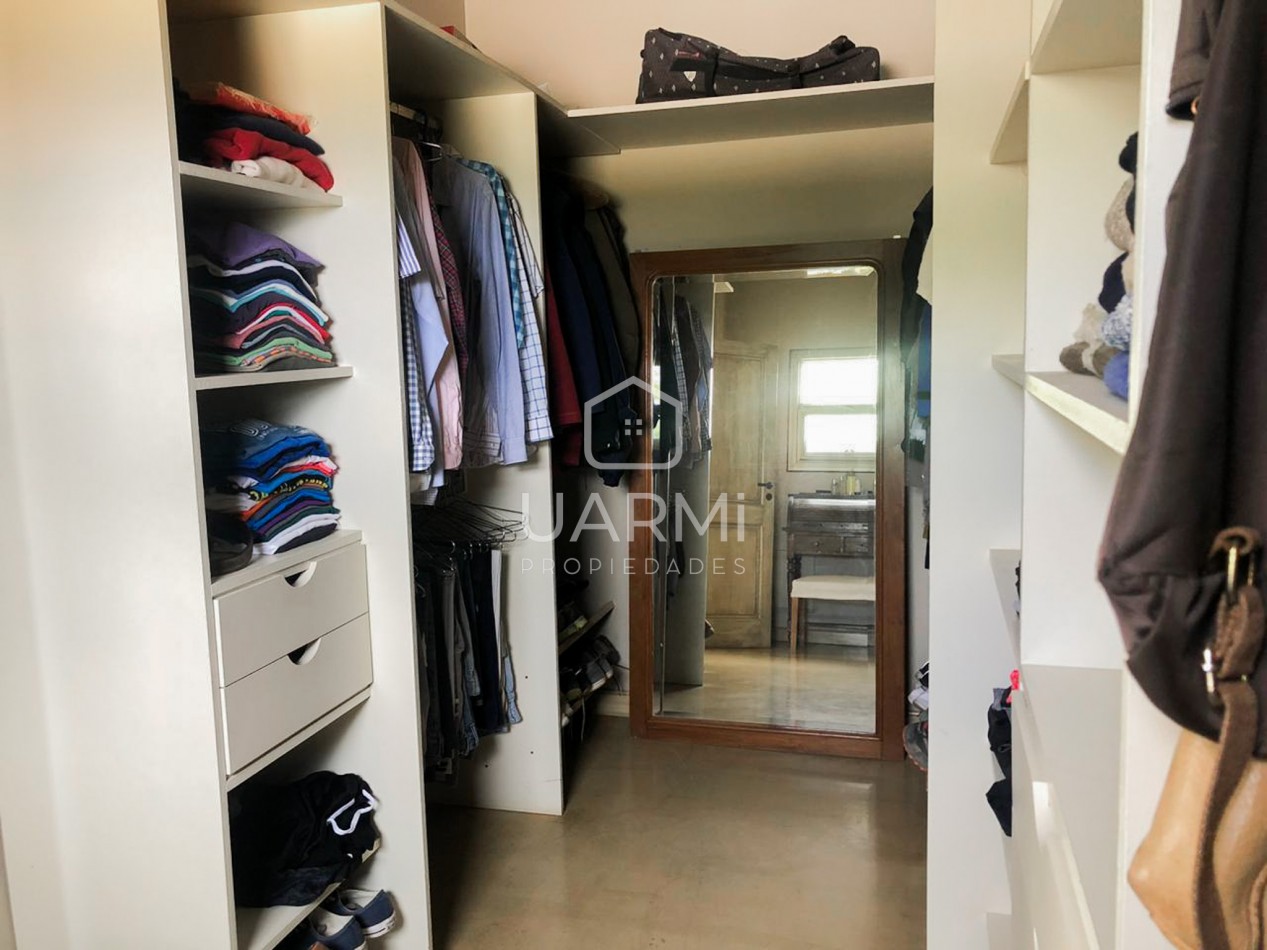 CASA EN VENTA EN EL TIPAL