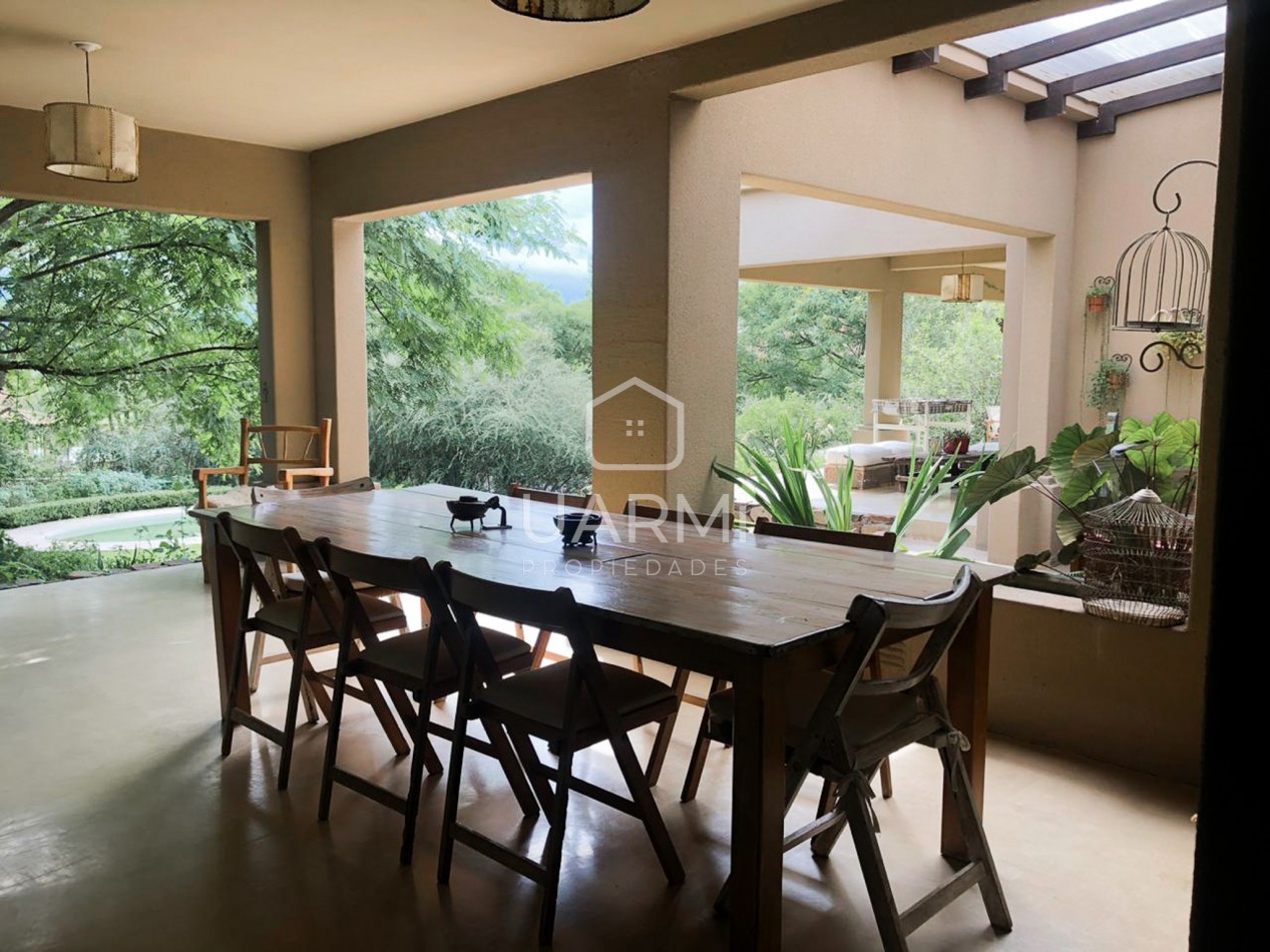 CASA EN VENTA EN EL TIPAL