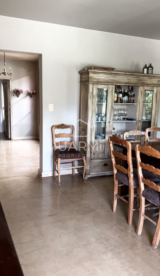 CASA EN VENTA EN EL TIPAL