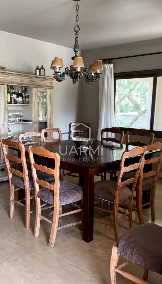 CASA EN VENTA EN EL TIPAL