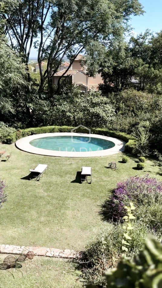 CASA EN VENTA EN EL TIPAL
