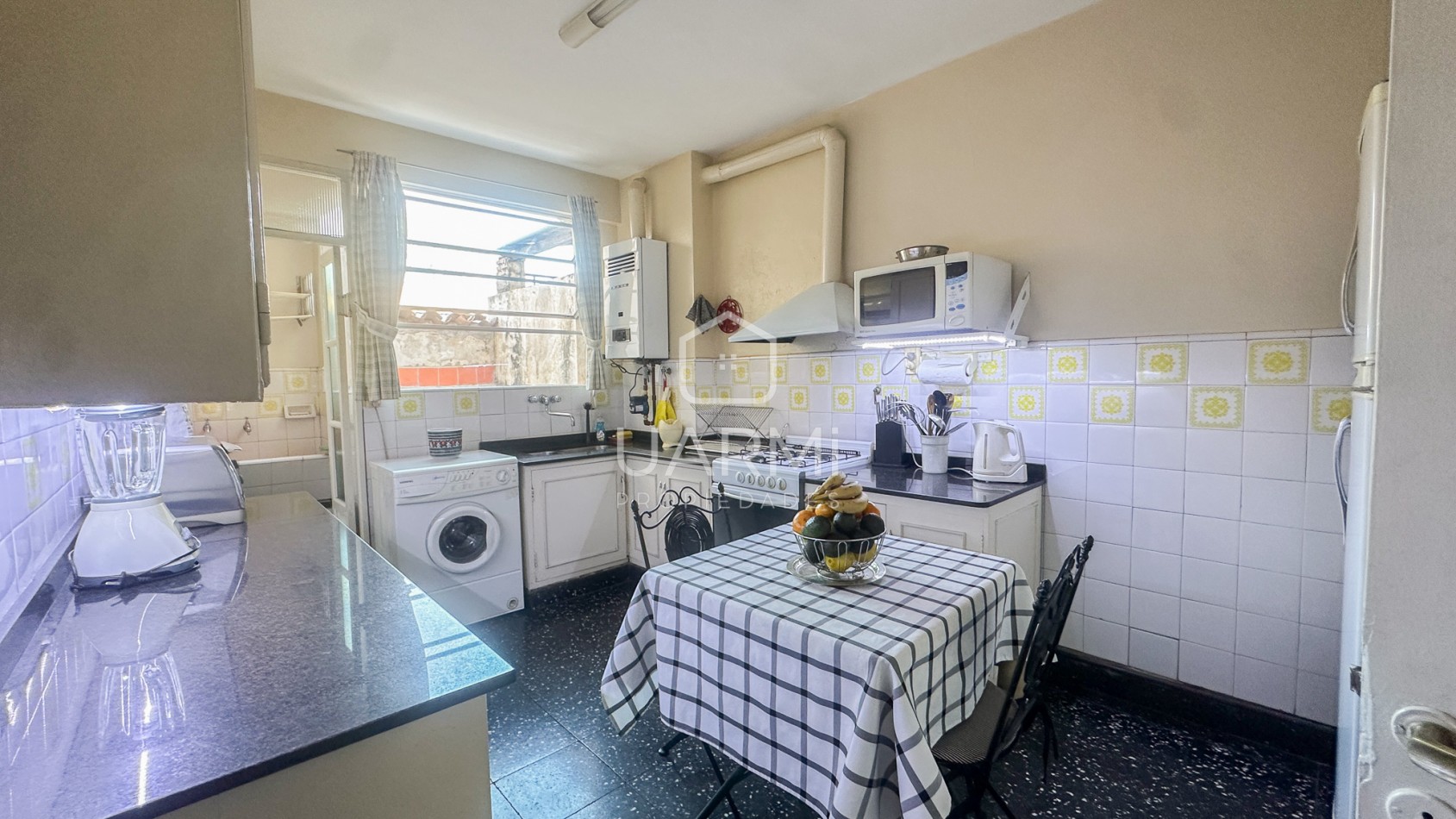 DEPARTAMENTO EN VENTA EN ZONA CENTRO