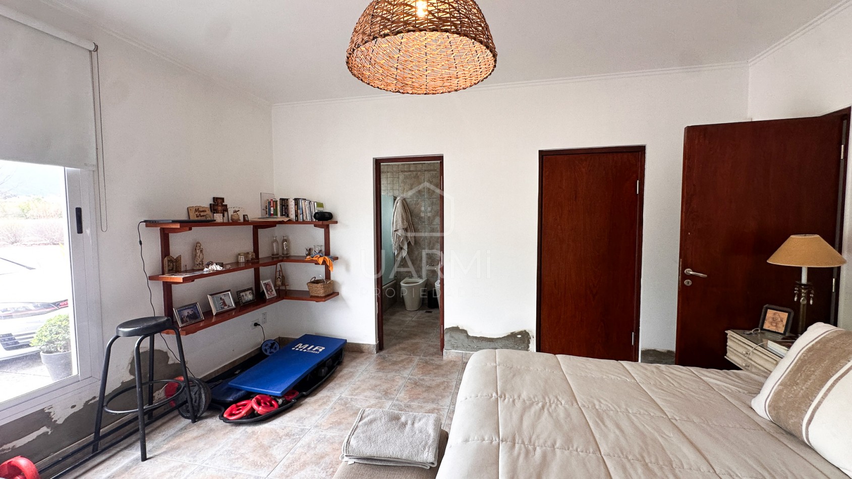 CASA MODERNA EN VENTA EN EL TIPAL